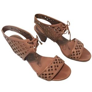 Adrienne Vittadini Sandals Heels Size 8.5M Tan Brown Ankle Tie Cut Out Detail